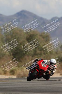 media/Oct-13-2025-Moto Forza (Mon) [[a66d839500]]/2-A Group/Session 4 Turn 7/